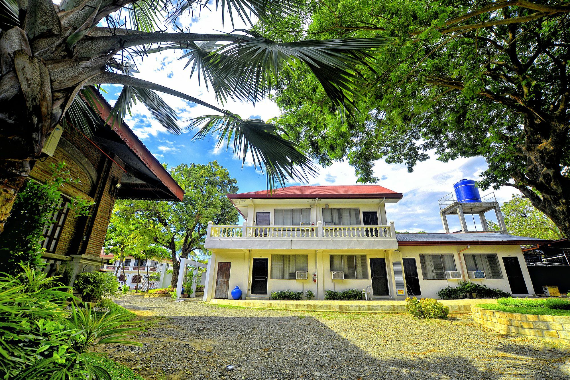 Reddoorz Plus Near Vigan Convention Center Eksteriør bilde